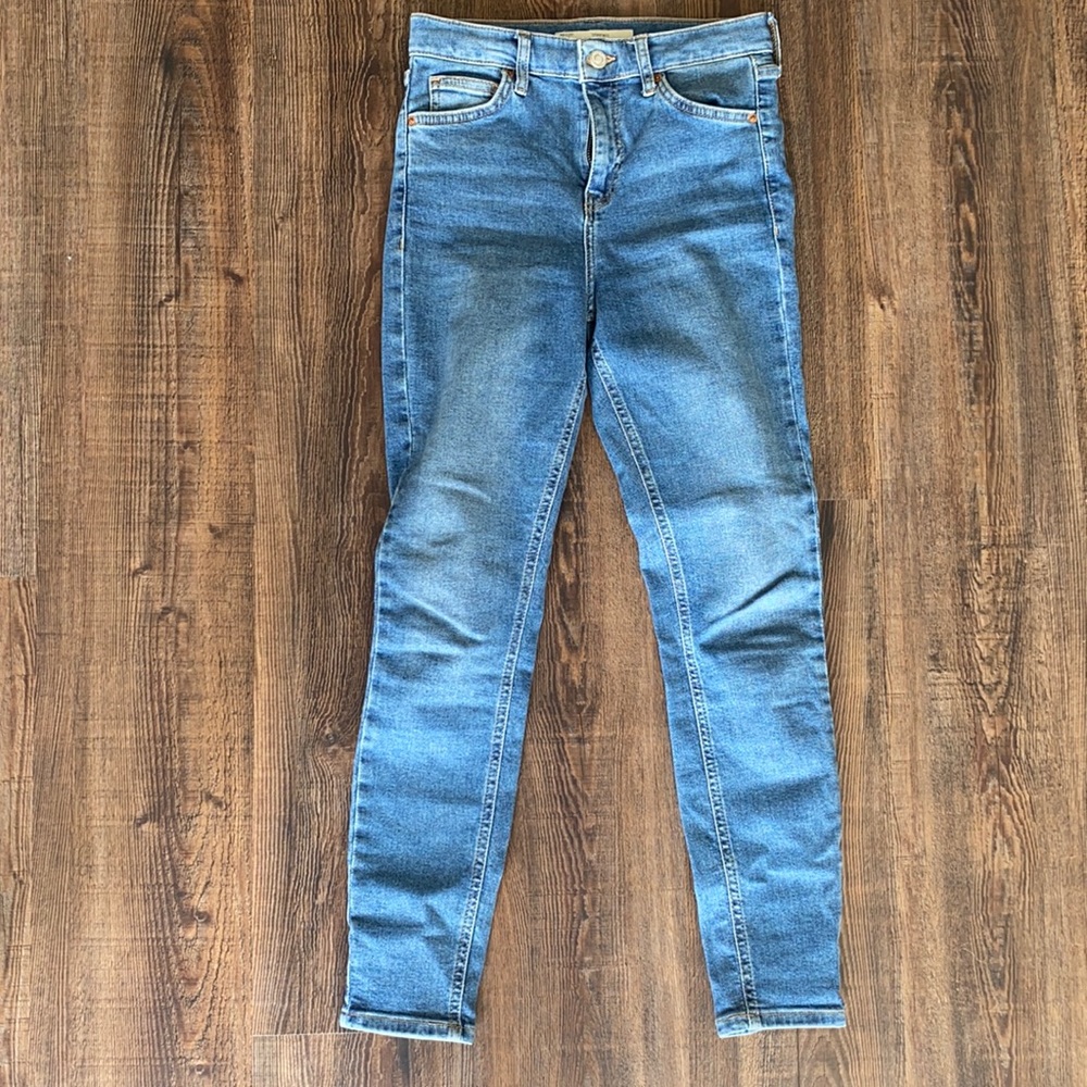 high waisted jeans